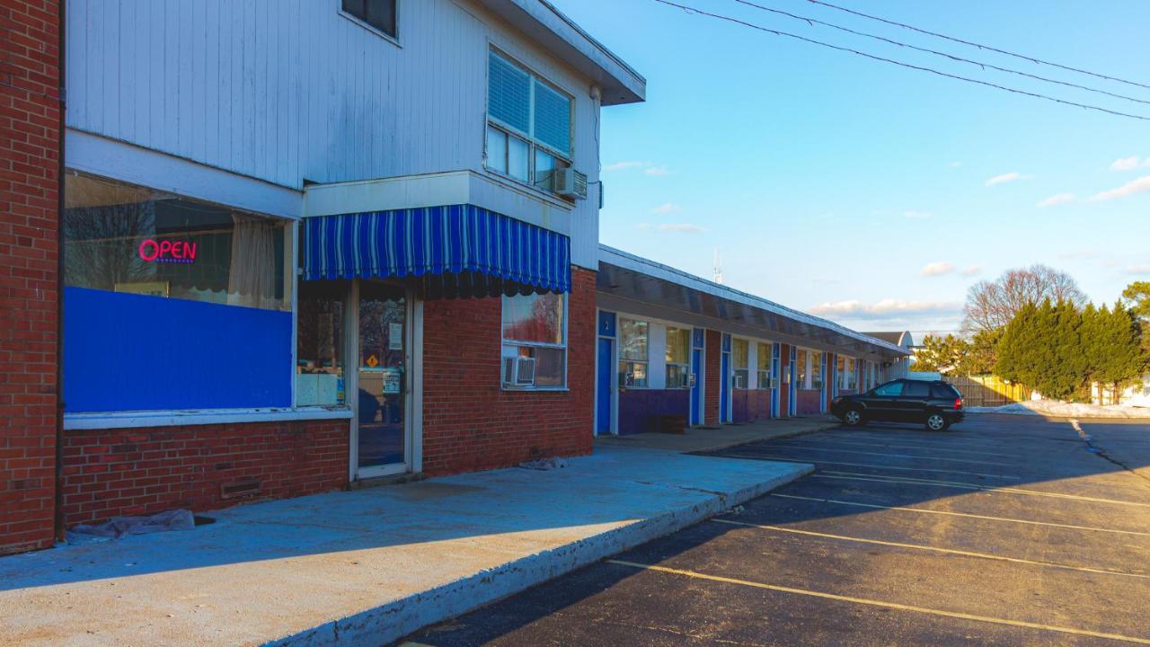 Motel Red Horse Moraine *